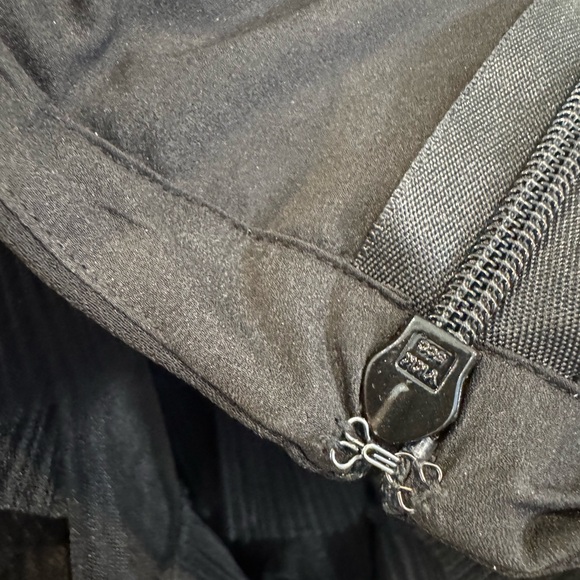 BCBGMaxAzria NWT Avalon Black Layered Tiered Tulle Gown Size 8 - Picture 7 of 9